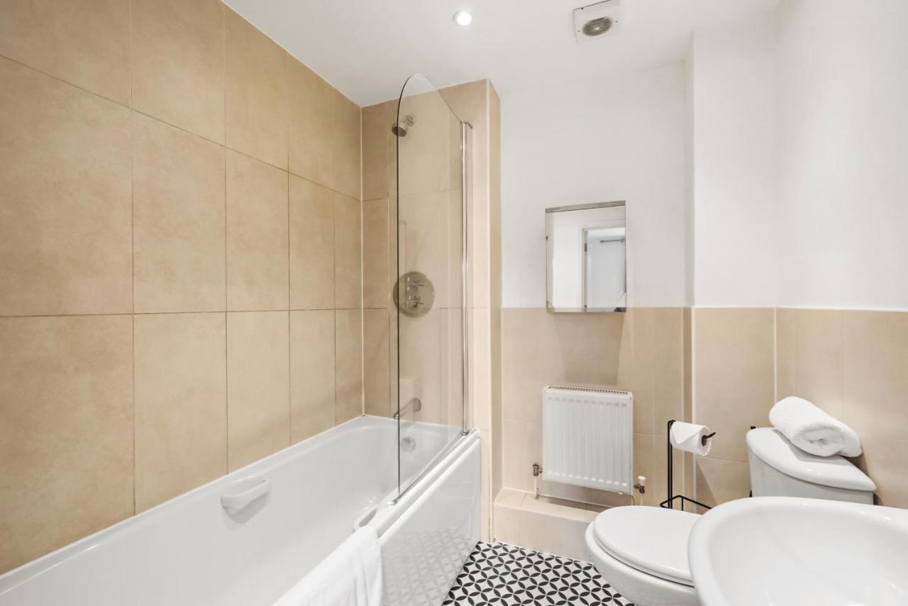 Luxnightzz - Two Bed - Close To North Station And Hospital Colchester Dış mekan fotoğraf
