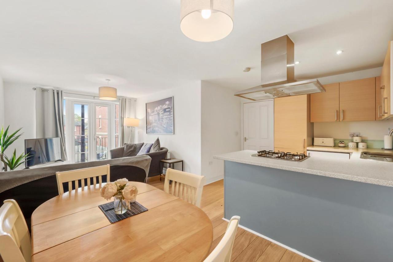 Luxnightzz - Two Bed - Close To North Station And Hospital Colchester Dış mekan fotoğraf